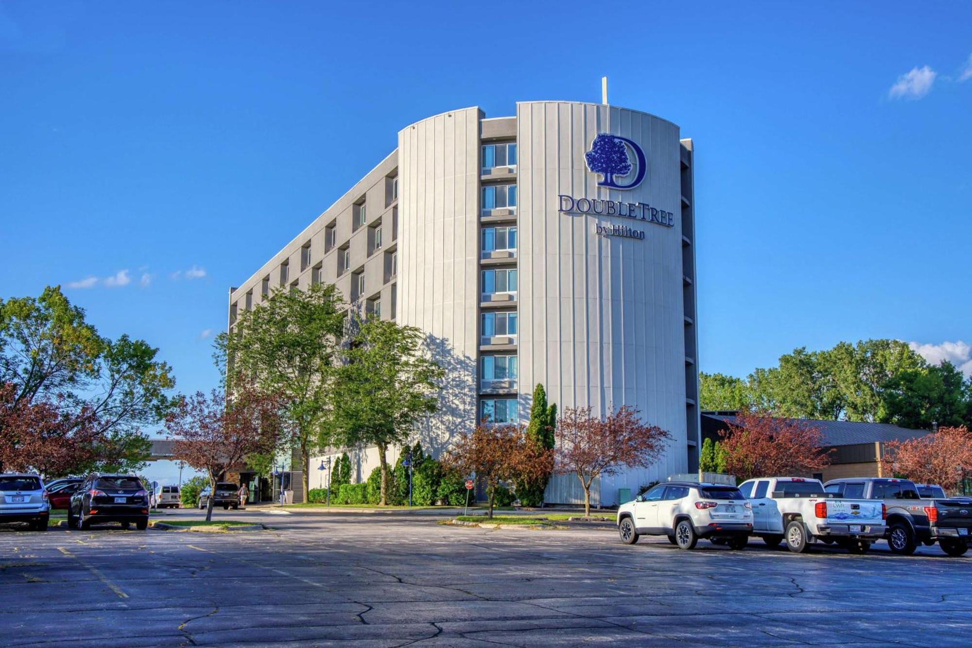 Отель Doubletree By Hilton Appleton, Wi Экстерьер фото