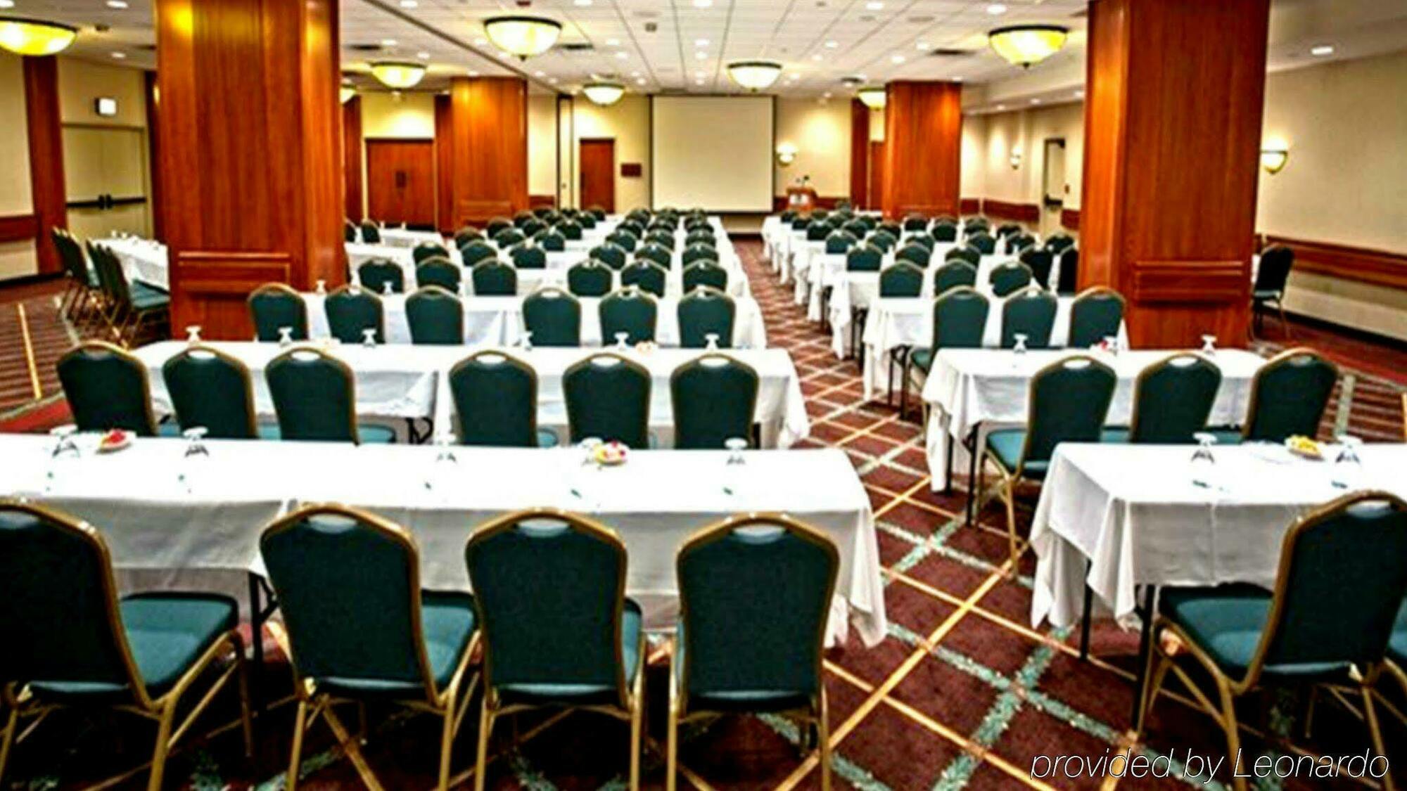 Отель Doubletree By Hilton Appleton, Wi Экстерьер фото
