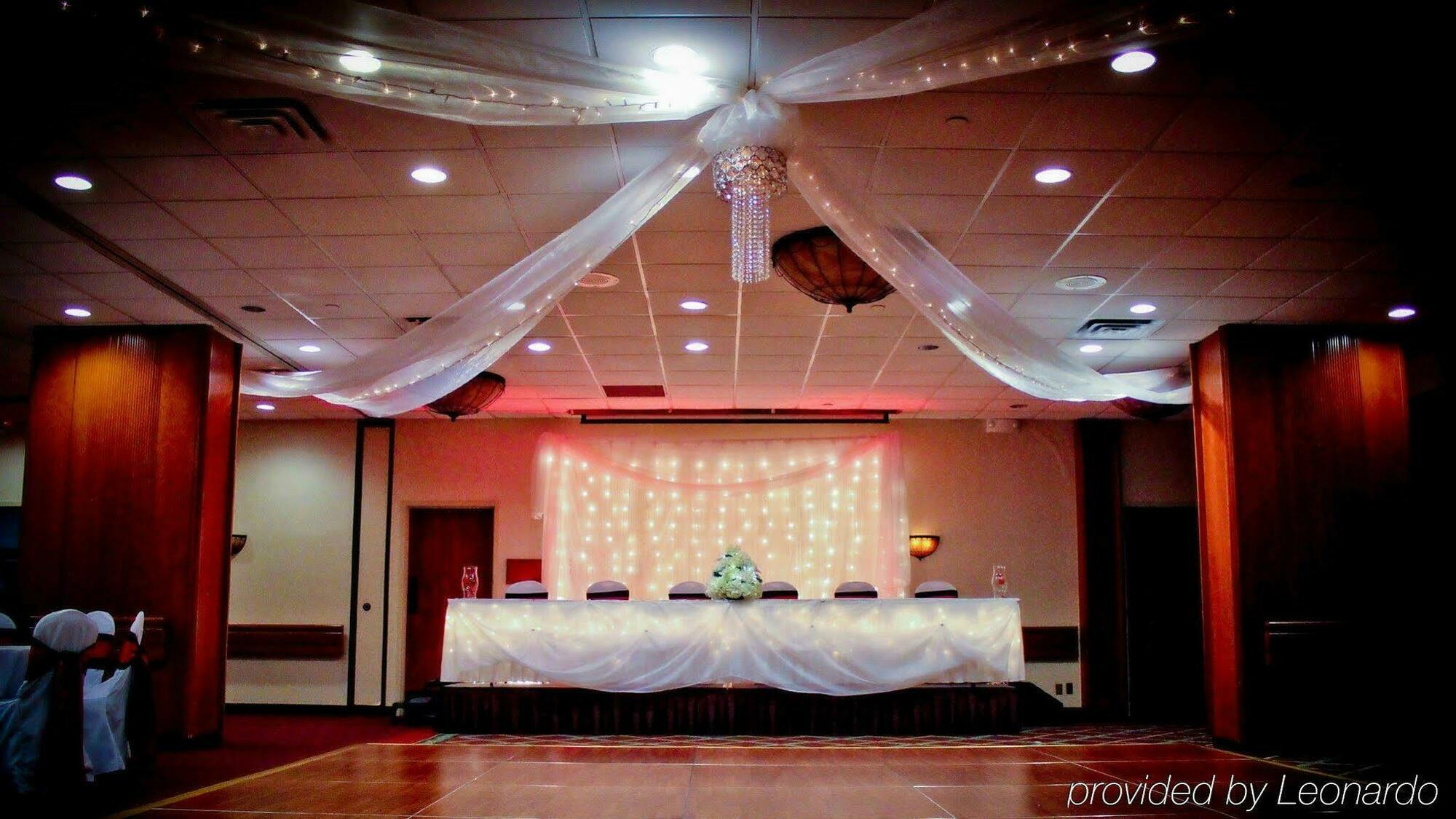 Отель Doubletree By Hilton Appleton, Wi Экстерьер фото